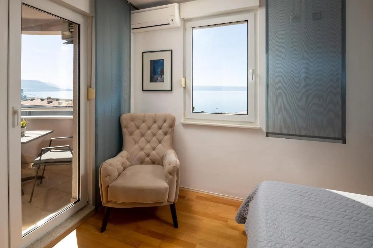 Big Modern Two - Bedroom Apartment With Sea View And Balcony - Spalato