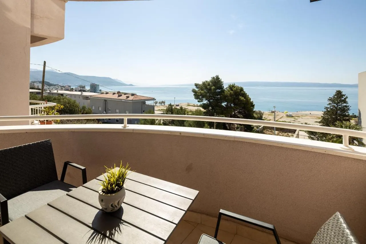 Big Modern Two - Bedroom Apartment With Sea View And Balcony - Spalato