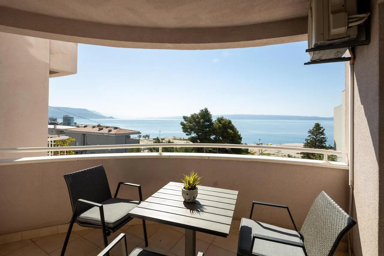 Big Modern Two - Bedroom Apartment With Sea View And Balcony - Spalato 0*, Split