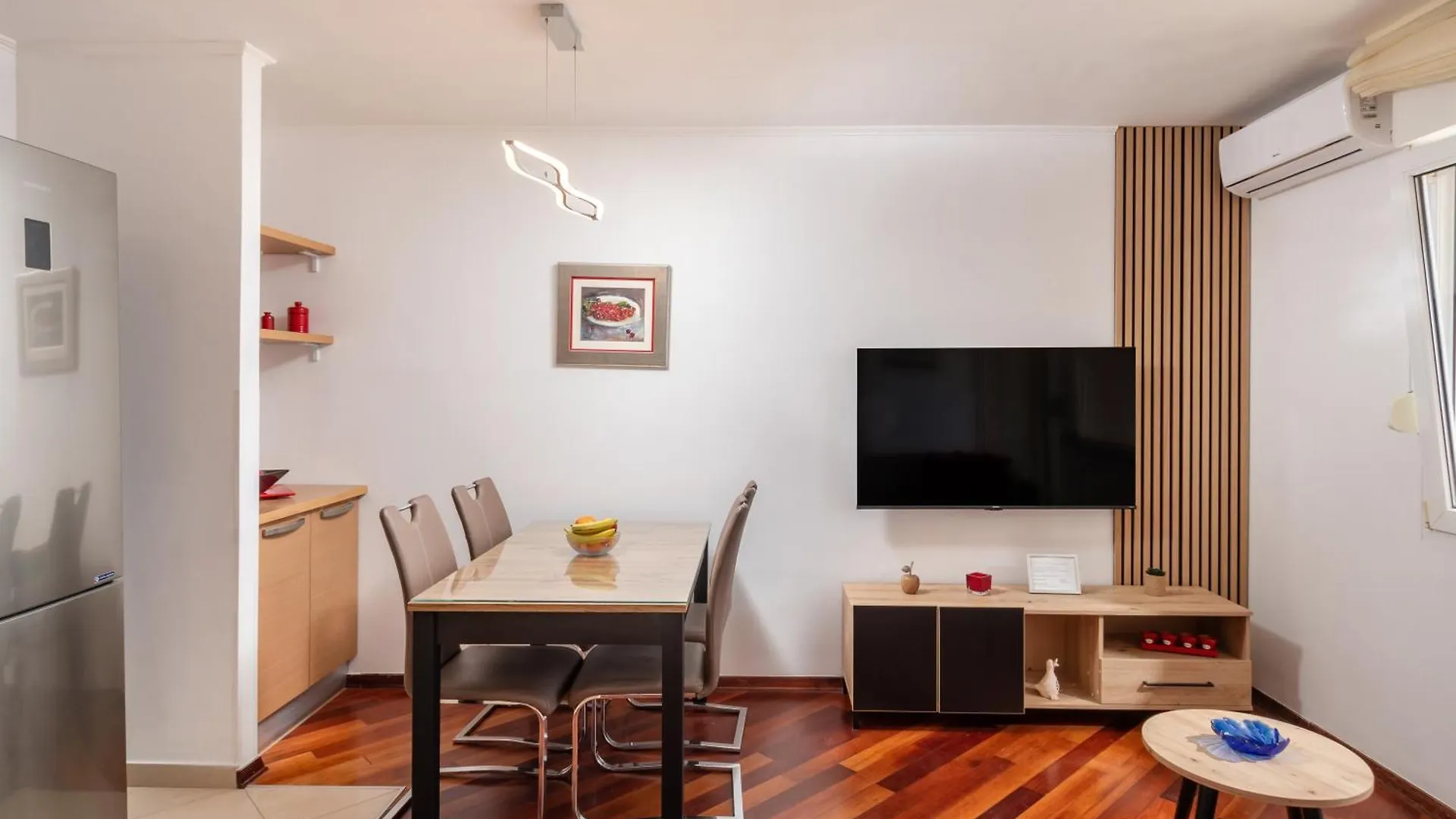 Big Modern Two - Bedroom Apartment With Sea View And Balcony - Spalato